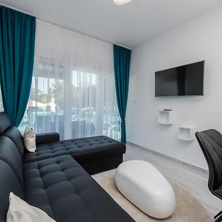 Luxury Morea Apartment