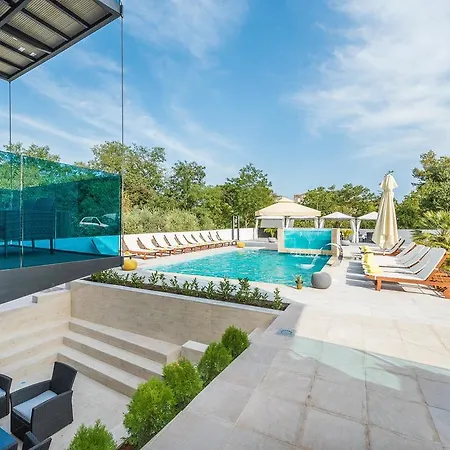 Luxury Morea Apartment *